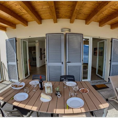 Lake View Terrace Villa Vercana Exterior photo